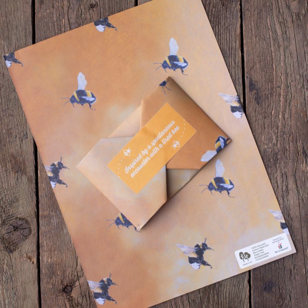 100 percent recyclable bumble bee gift wrap