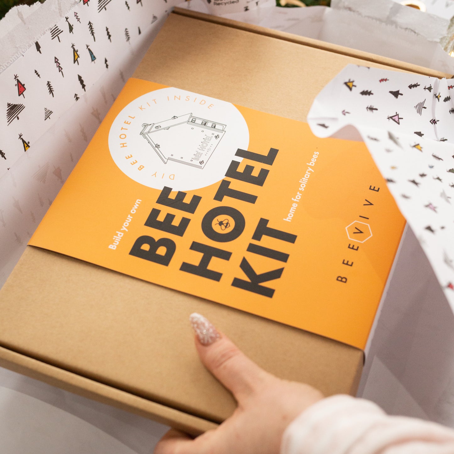 DIY Bee Hotel Kit - Gift of The Year 2024